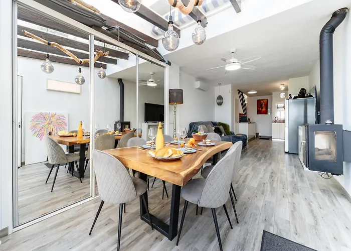 Modern By In Calahonda