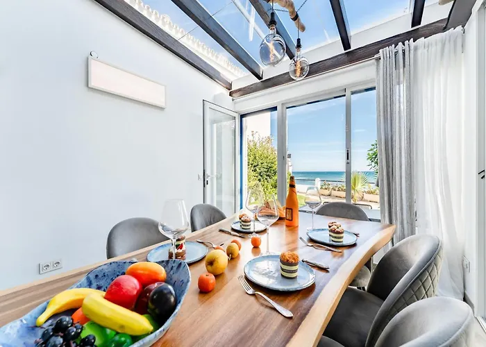 Modern By In Calahonda Holiday home Malaga